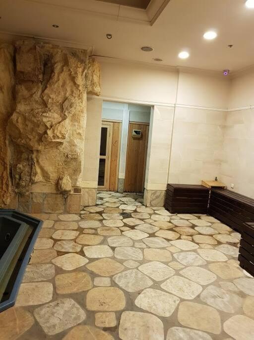 La-Palmore Luxury Apart-Residense Resort With Pool First Line Sea Side Eilat Extérieur photo