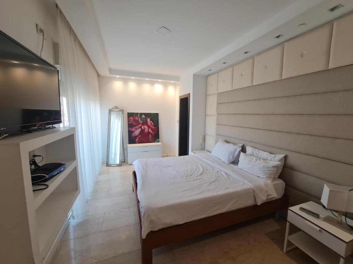 La-Palmore Luxury Apart-Residense Resort With Pool First Line Sea Side Eilat Extérieur photo